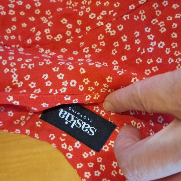 Reformation Saskia Red Ditsy Floral Maxi Dress Size Small Made In California - Picture 5 of 12